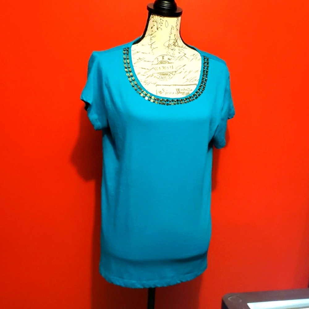 SAG HARBOR Lady's Crewneck Shortsleeved Tee with Sequins & Beads